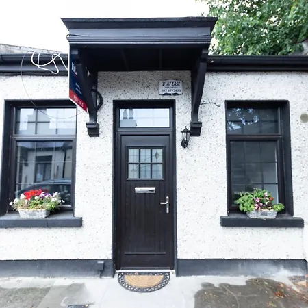 Spacious Luxury & Sophisticated In Rathmines W/ Parking Sleeps 4 * دبلن